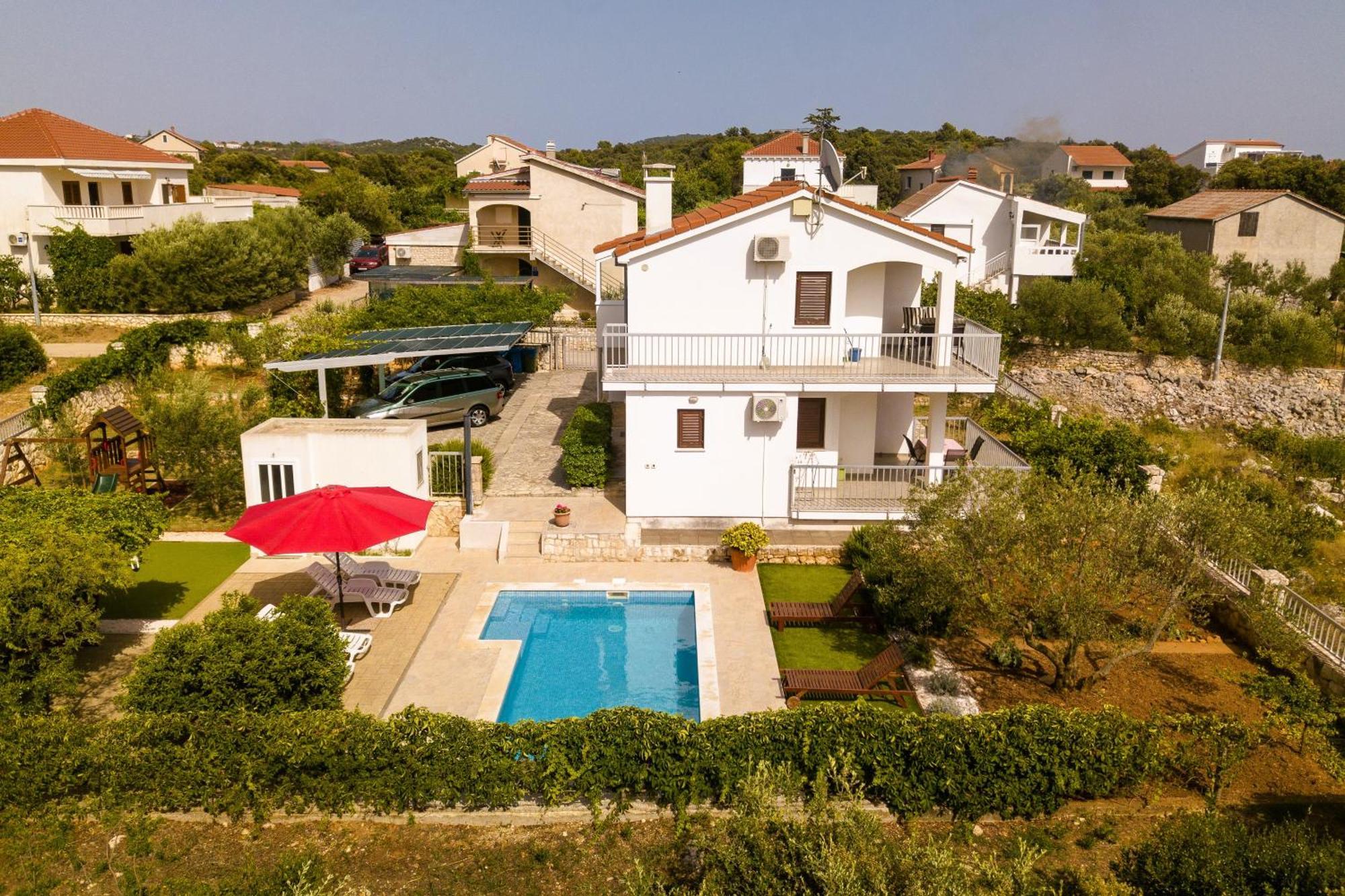Holiday House Nena With Pool Vinišće Kültér fotó